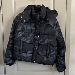 Sebby collection women’s camo puffer jacket